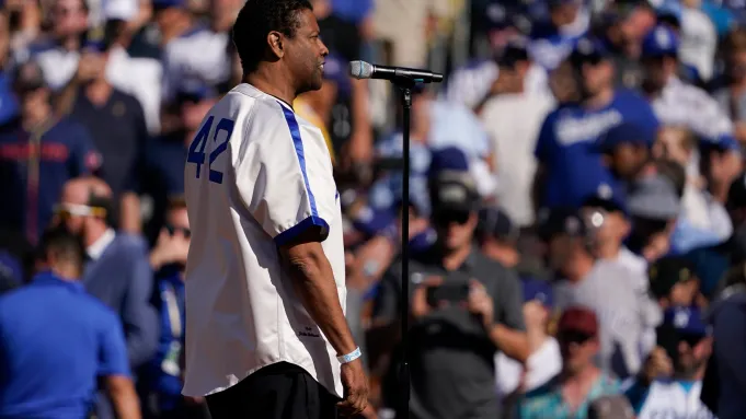 Denzel Washington in #42 jersey